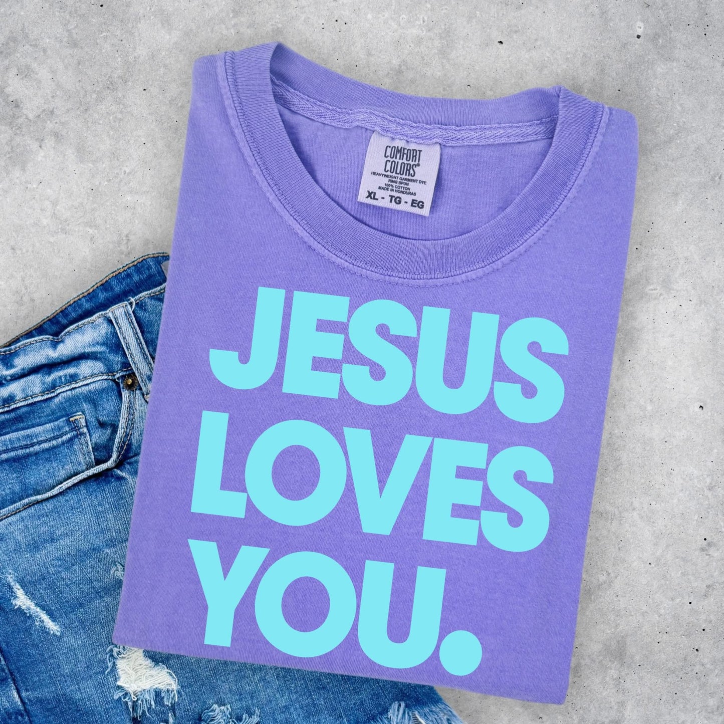 JESUS LOVES YOU